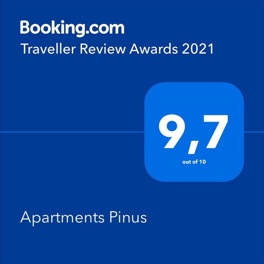 Apartments Pinus Pirovac Bagian luar foto