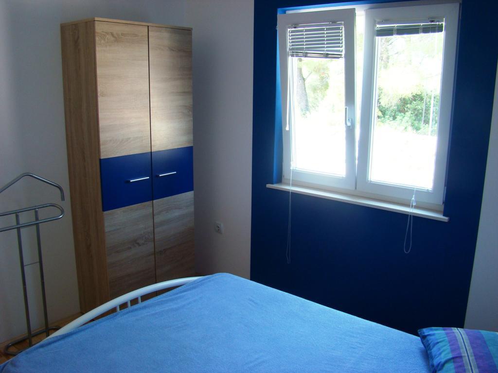 Apartments Pinus Pirovac Ruang foto