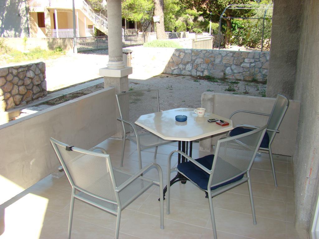 Apartments Pinus Pirovac Ruang foto