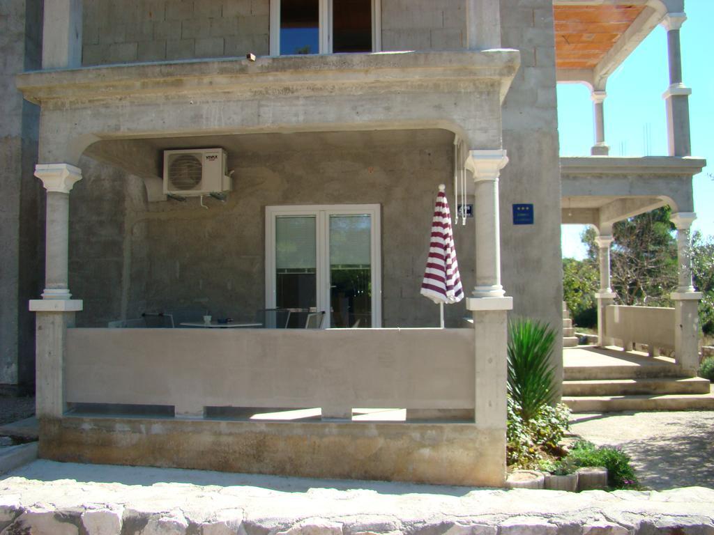 Apartments Pinus Pirovac Ruang foto
